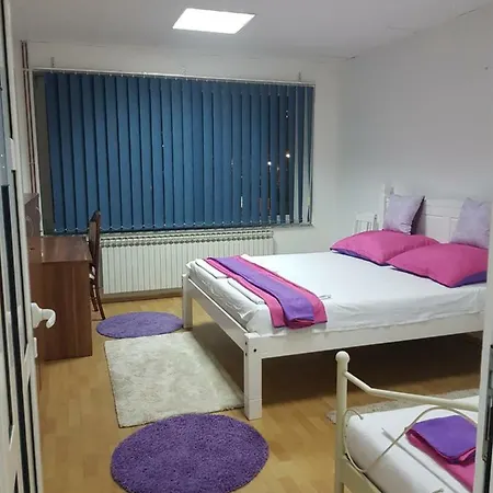 Apartman Centar Penzion 3*